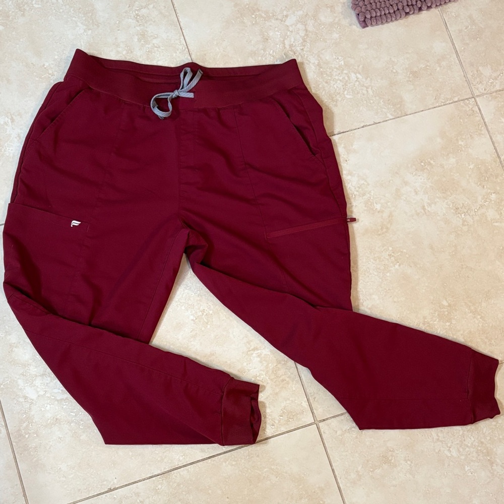 Fabletics XL Petite Maroon Jogger